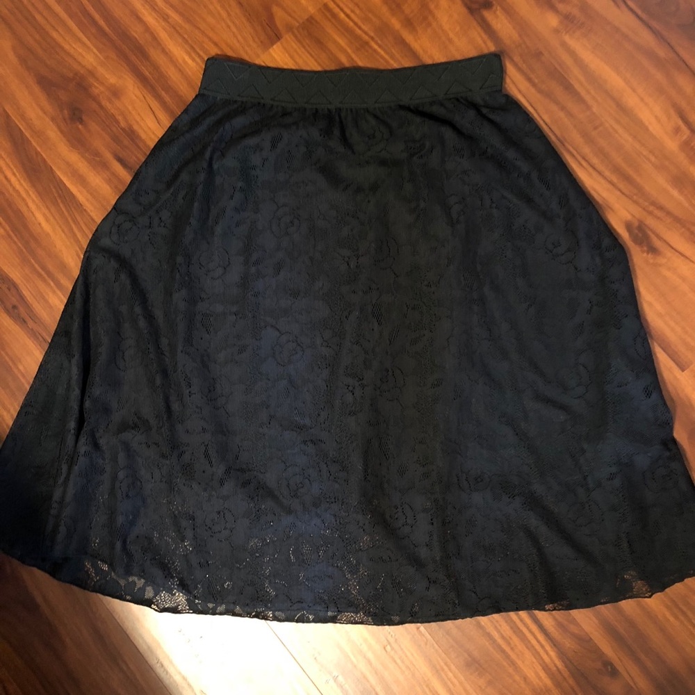 Lularoe Black Lace Lola! 😊
